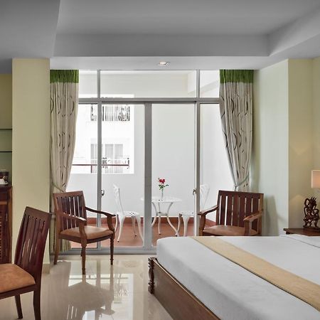 Green Palace Hotel Phnom-Penh Buitenkant foto