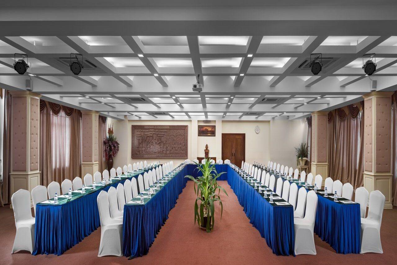 Green Palace Hotel Phnom-Penh Buitenkant foto