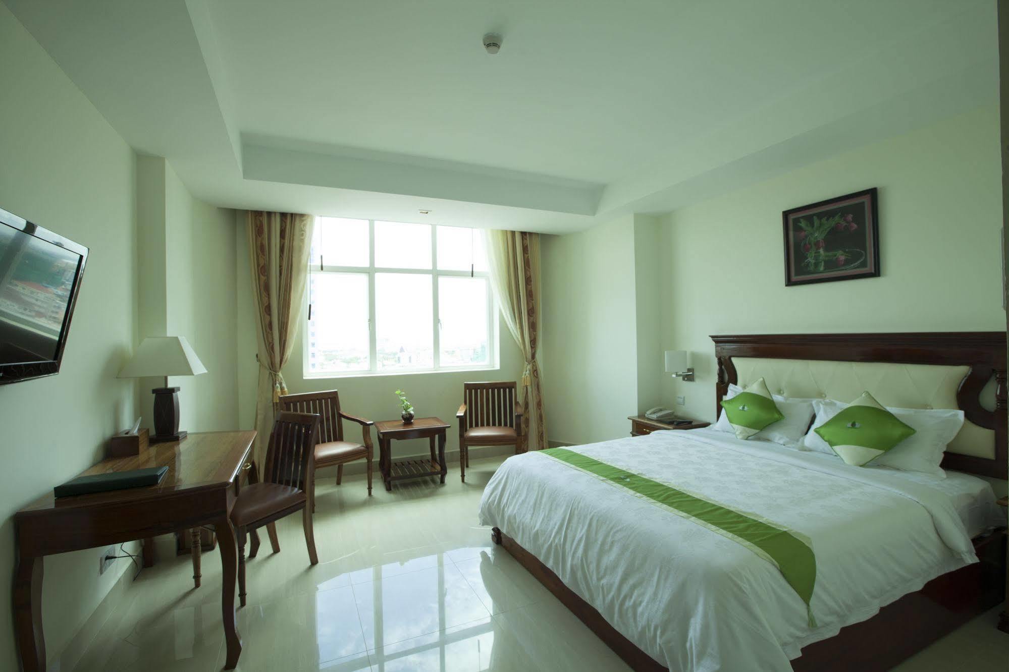 Green Palace Hotel Phnom-Penh Buitenkant foto
