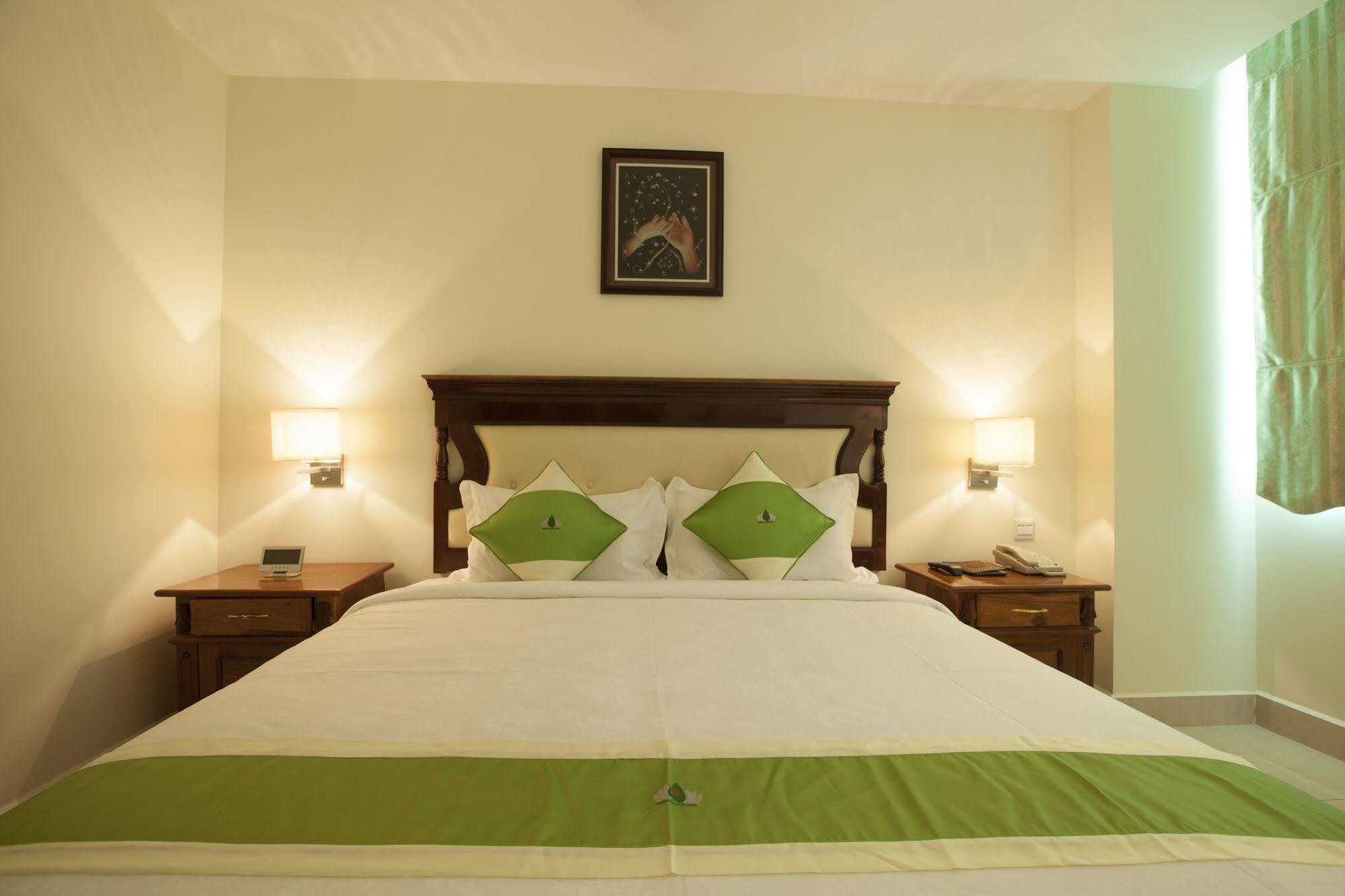 Green Palace Hotel Phnom-Penh Buitenkant foto