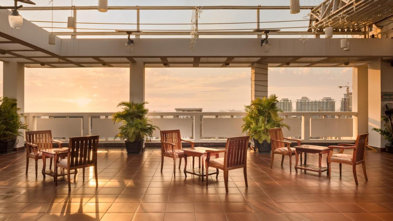 Green Palace Hotel Phnom-Penh Buitenkant foto